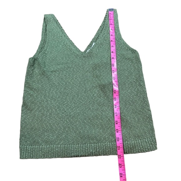 TOMMY BAHAMA: NWT Water’s Edge V-Neck Green Tank -Size XS - Picture 3 of 8